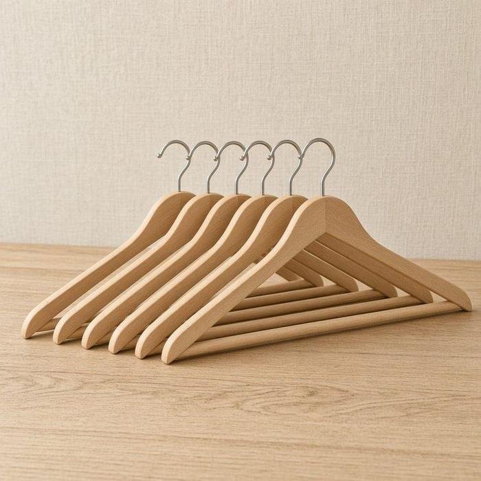 Lot de 6 cintres bois